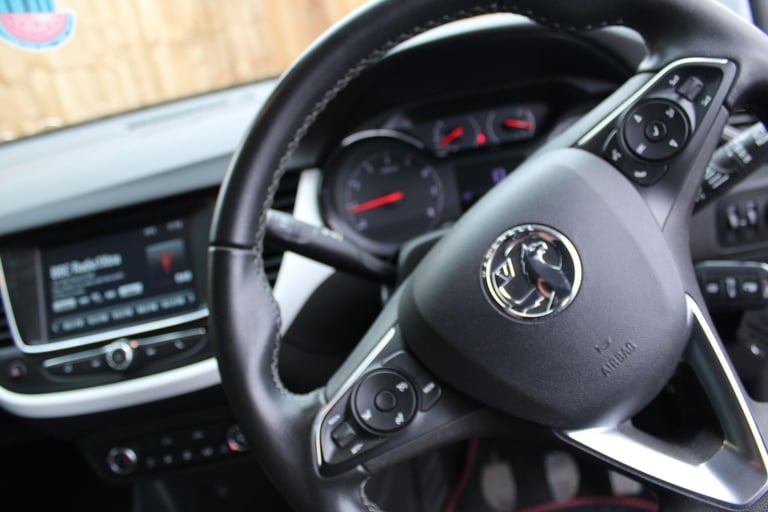 2020 Vauxhall Crossland X 1.2 Turbo Griffin Euro 6 (s/s) 5dr HATCHBACK Petrol Manual