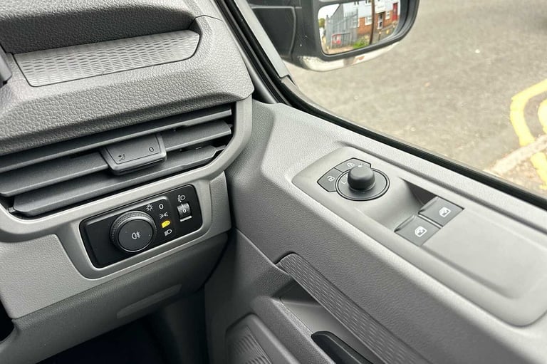 2025 Volkswagen Transporter 2.0 TDI 150 Commerce Plus Van Van Diesel Manual