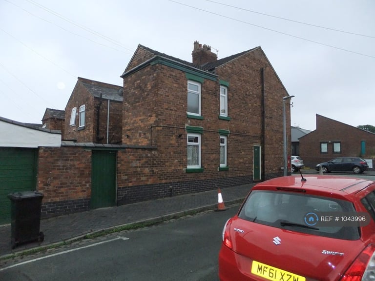 2 bedroom house in Meredith Street, Crewe, CW1 (2 bed) (#1043996)
