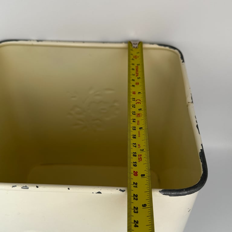 Retro Food Storage Tin Container Cream Painted Embossed Flower Metal Box & Lid