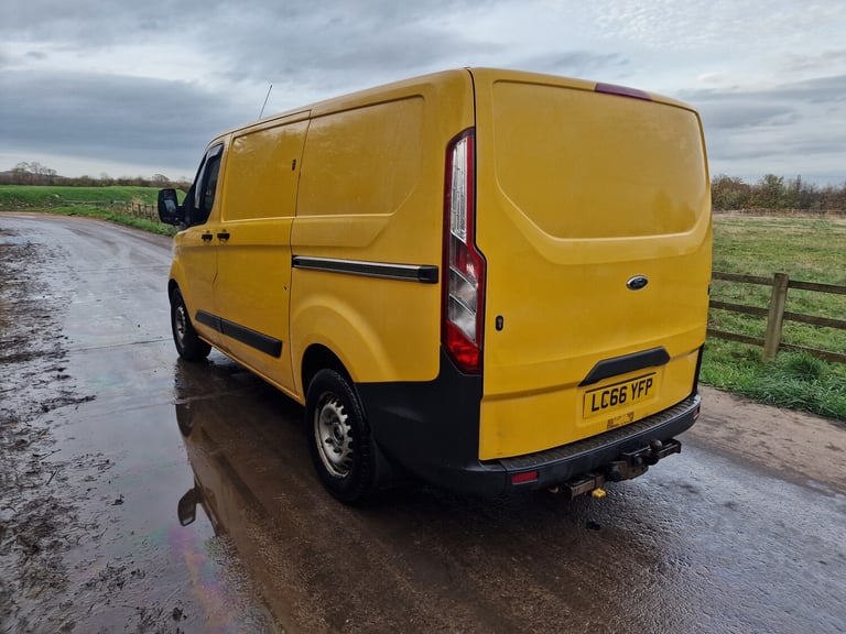 2017 Ford Transit Custom  Yellow  Drives Perfect  10m MOT  Ex AA  ULEZ
