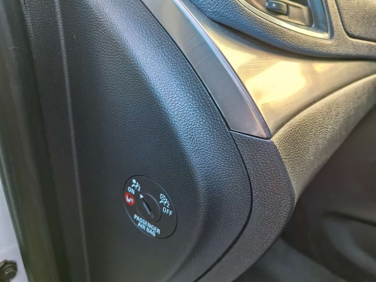 2015 Vauxhall Mokka 1.4 Mokka SE T Auto 5dr SUV Petrol Automatic