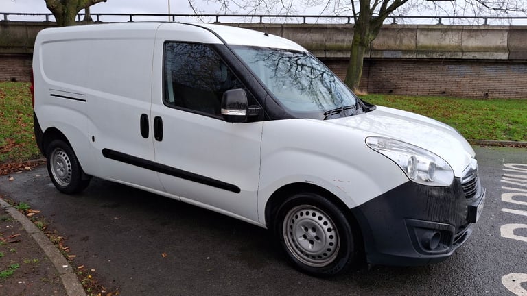 67 REG VAUXHALL COMBO 1.6 CDTI L2H1 LWB EURO 6