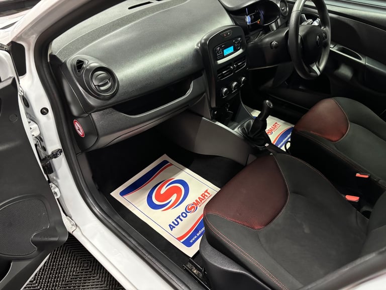 2016 Renault Clio 1.2 16V Play 5dr HATCHBACK Petrol Manual