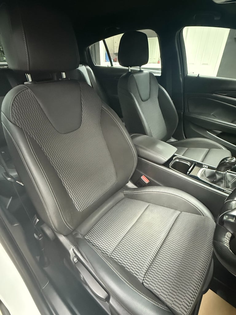 2019 Vauxhall Insignia 1.5T SRi Vx-line Nav 5dr HATCHBACK Petrol Manual