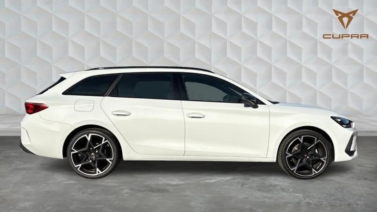 2025 Cupra Leon 1.5 eTSI (150ps) V2 DSG Automatic SUV Hybrid Automatic