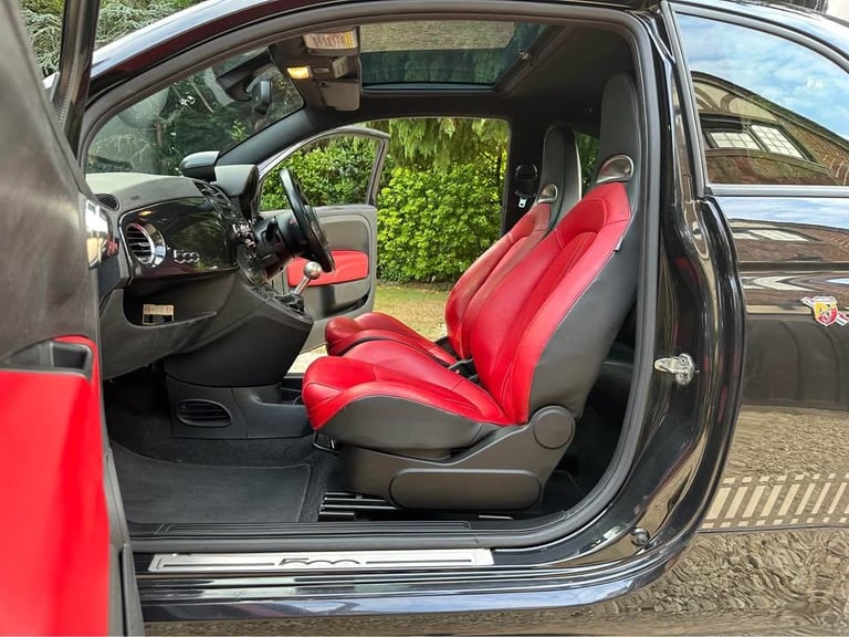 Abarth 595 all original top spec car, xenon's, pan roof, turismo leather, hpi clear, fsh, px swap?