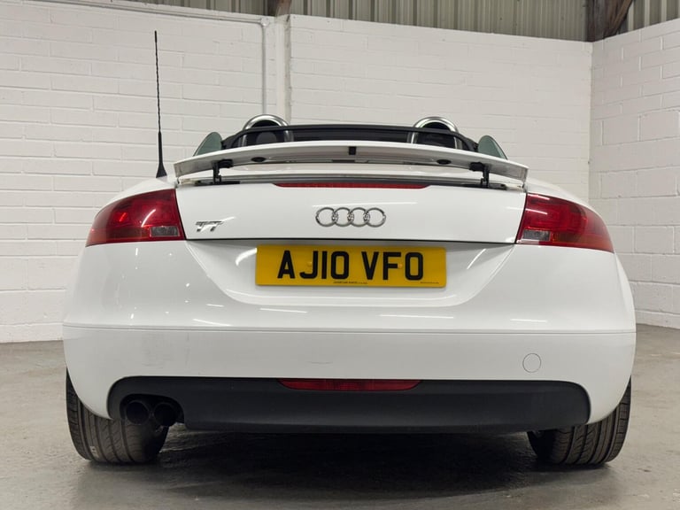AUDI TT 1.8 TFSI White Manual Petrol 2010