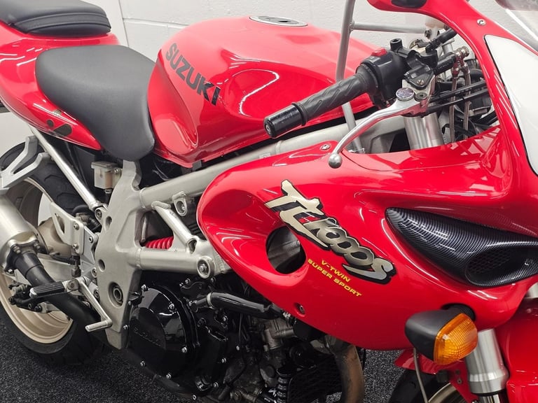 SUZUKI TL1000S ** Low Mileage - 12 Months MOT - Nationwide Warranty **