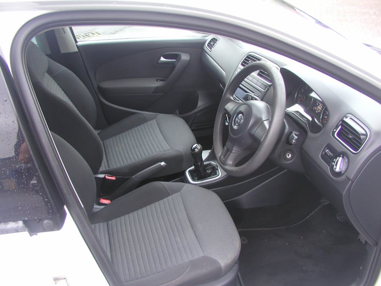 2013 Volkswagen Polo 1.2 60 Match 5dr - Air Con HATCHBACK Petrol Manual