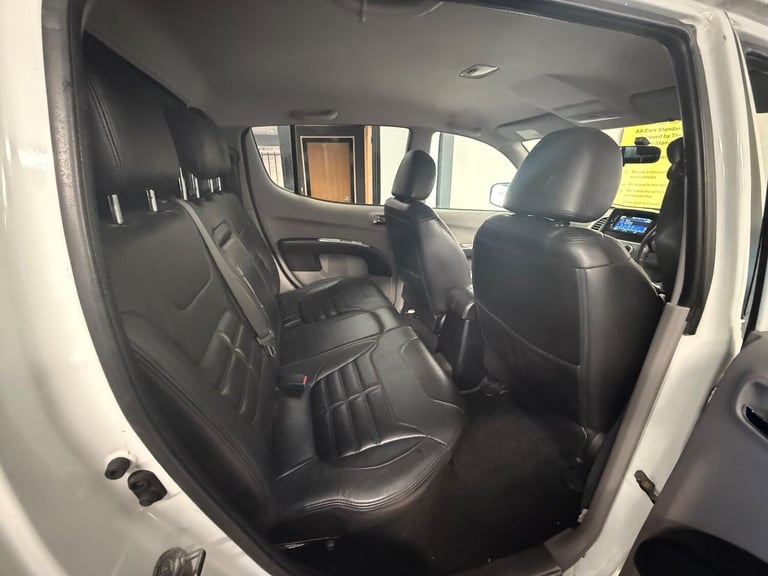 2012 Mitsubishi L200 2.5 DI-D Barbarian Black 4WD Euro 5 4dr (LB) PICK UP Diesel Manual