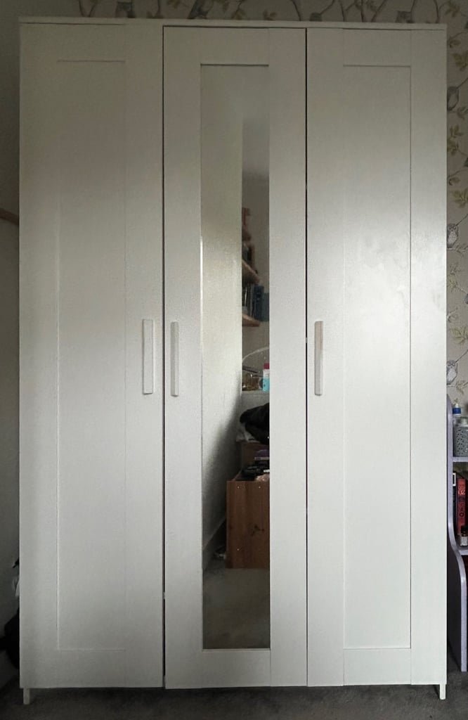 Ikea Brimnes 3 door wardrobe w mirror 190 x 117