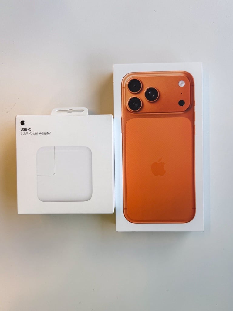Apple iPhone 17 Pro Max - 256GB - Cosmic Orange - Unlocked - New
