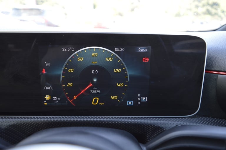 ONE OWNER,SAT NAV,AUTO,PETROL,FULL SERVICE HISTORY