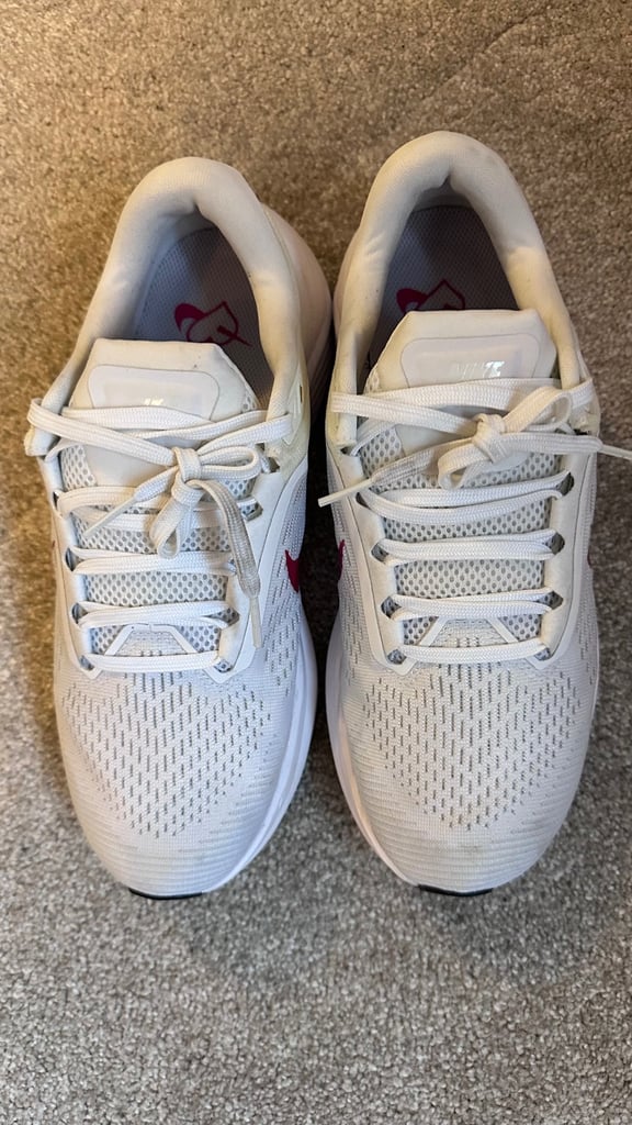 Nike women’s trainers size 6.5