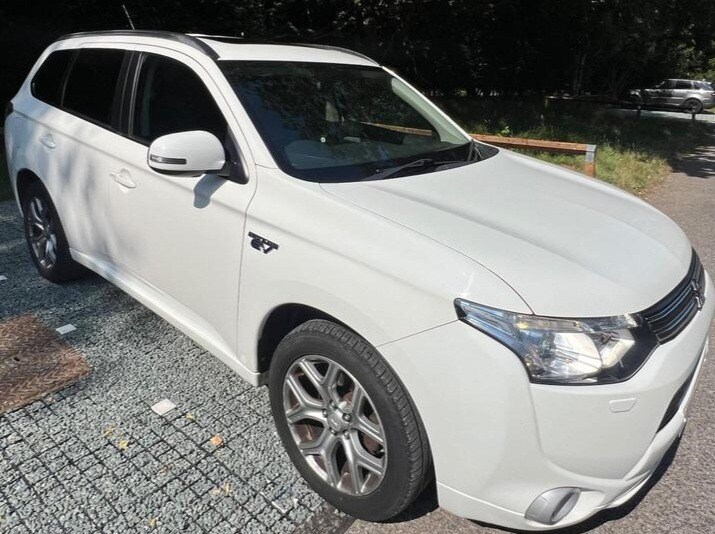 2015 Mitsubishi Outlander 2.0 PHEV GX4h 5dr Auto ESTATE Petrol Parallel Phev Automatic