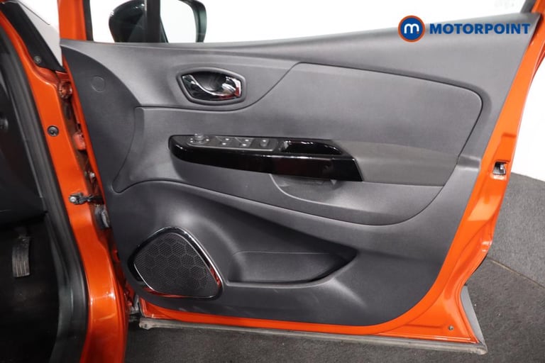 2016 Renault Captur 1.5 dCi 90 Dynamique S Nav 5dr Auto HATCHBACK DIESEL Automatic