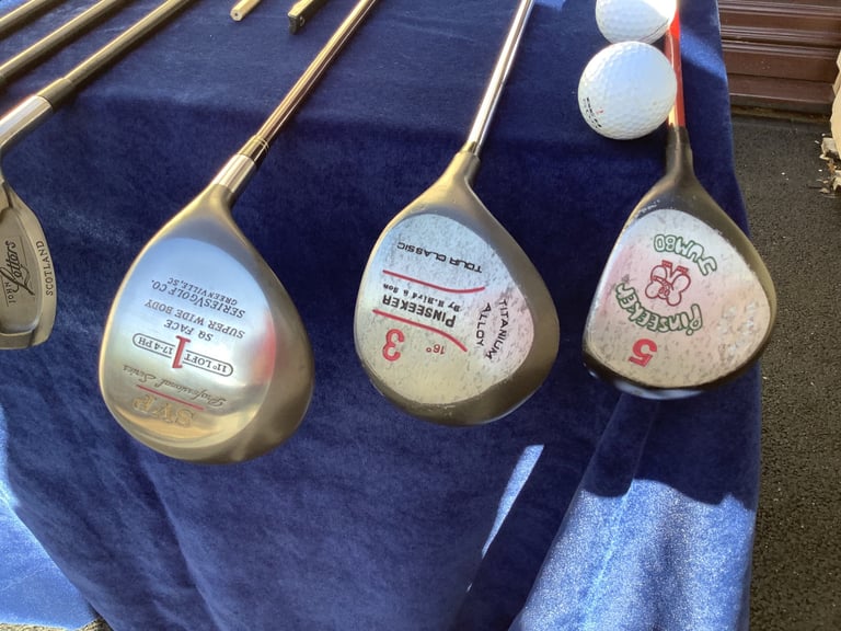 Set of John Letters graphite golf clubs, in a lovely Donnay golf bag. 