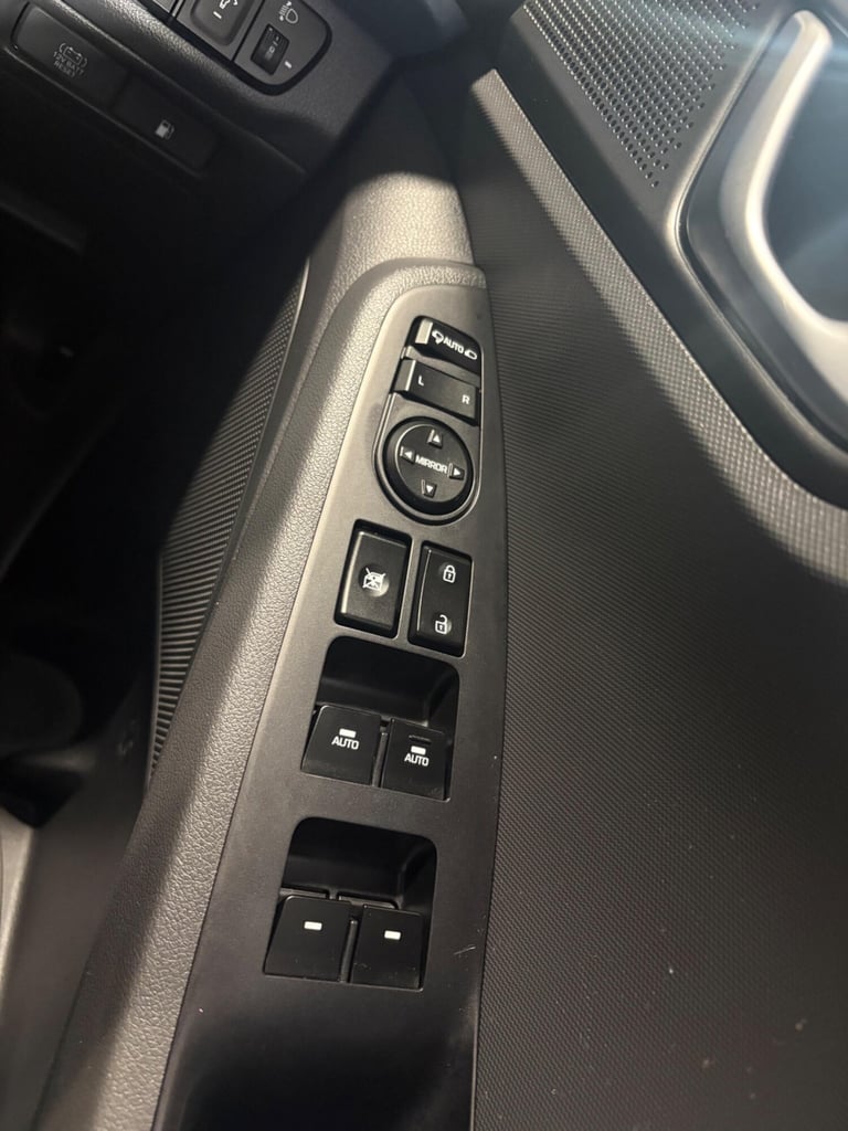 2018 Hyundai IONIQ 1.6 h-GDi Premium DCT Euro 6 (s/s) 5dr HATCHBACK Petrol/Electric Hybrid Automatic