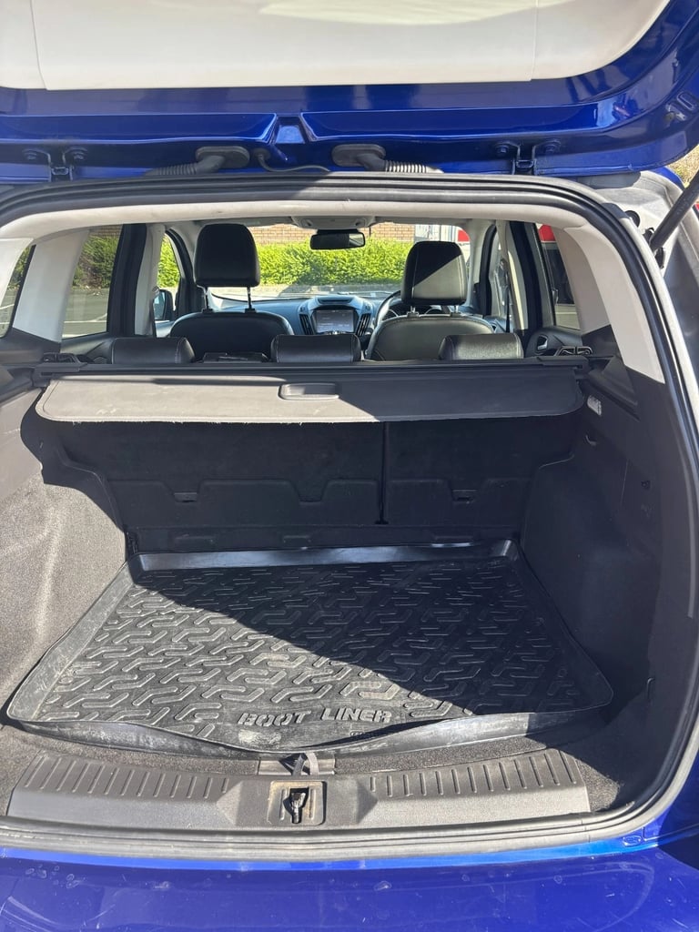 * TOP SPEC * 2016 FORD KUGA 2.0 TDCI TITANIUM SPORT SUV 150 BHP 6 SPEED MANUAL EURO 6 *