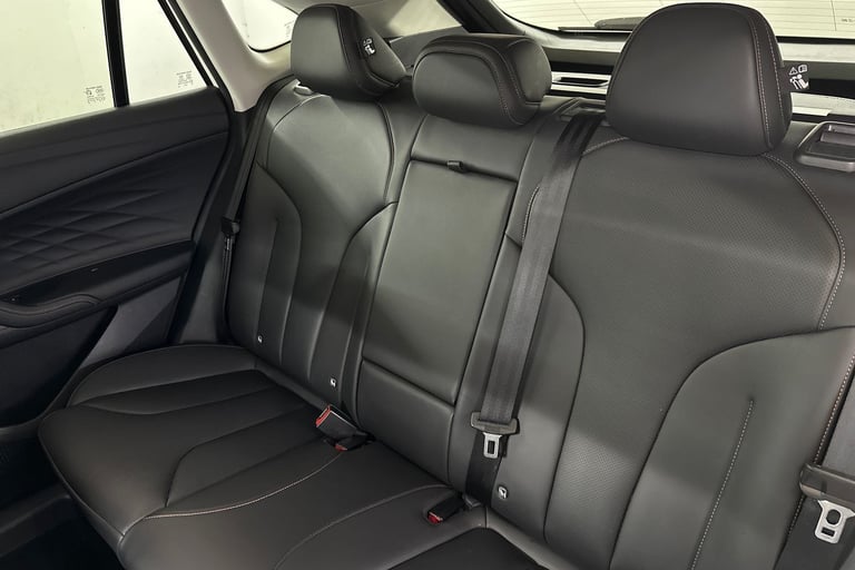 2025 MG MG HS 106287 Hatchback Petrol Automatic