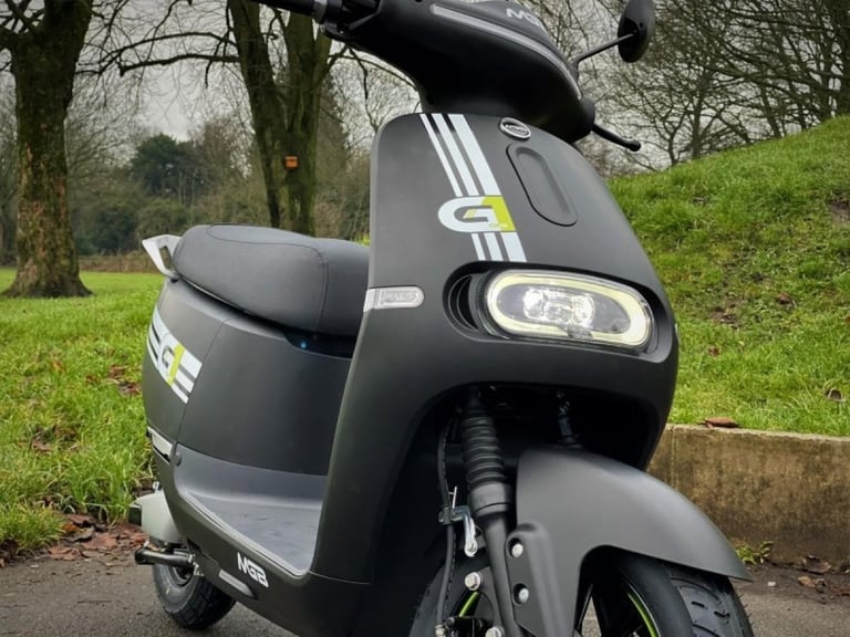 Full Electric Scooter MGB G1 50cc equivalent