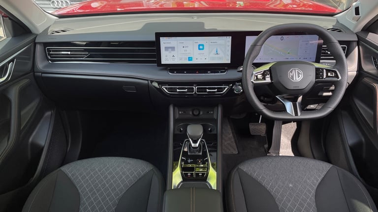 2024 MG HS Plug-in Hybrid 1.5 T-gdi Phev SE Au Hybrid