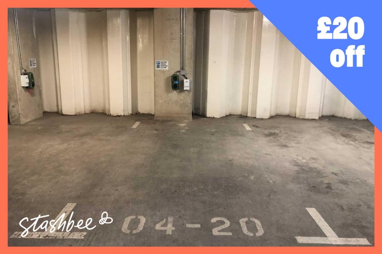 Parking Space available to rent in London (N17)