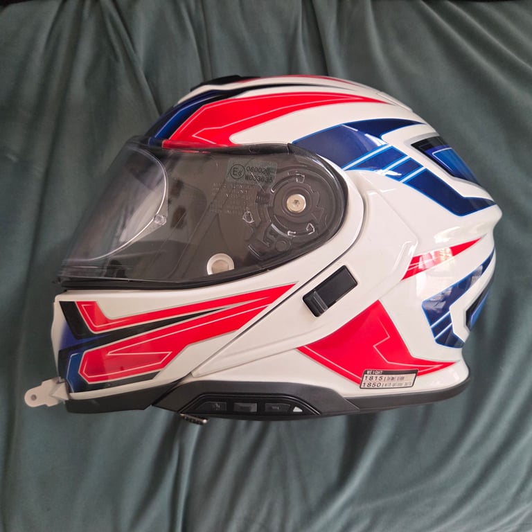 Shoei neotec 3 with senna Srl 3 comms