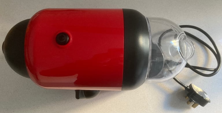 Lavazza A Modo Mia coffee maker, red