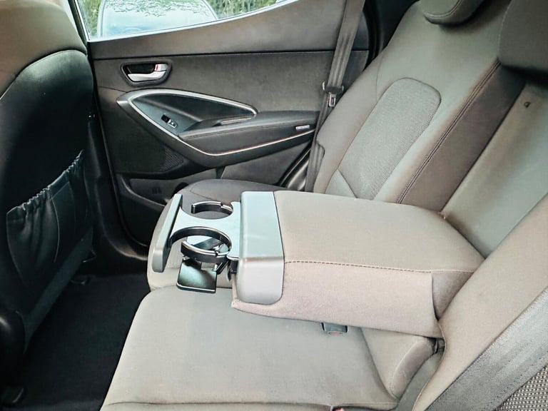 2016 Hyundai Santa Fe 2.2 CRDi SE 4WD Euro 5 5dr (5 seat) ESTATE Diesel Manual