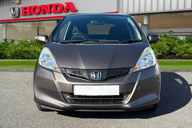 2015 Honda Jazz 1.4 i-VTEC ES Plus 5dr CVT Hatchback PETROL Automatic