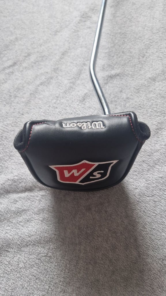 image for Wilson Deep Red Mallet putter