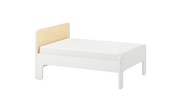 Children's Extendable Bed (2 available)