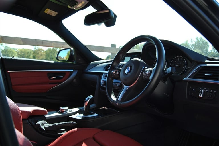 2019 BMW 3 Series 320i M Sport Shadow Edition 5dr Step Auto ESTATE PETROL Automatic