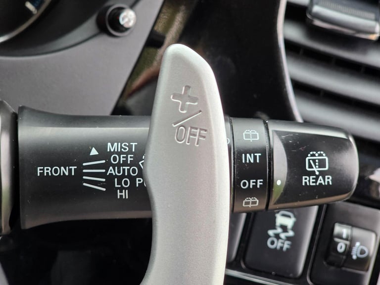 2014 Mitsubishi Outlander 2.0h 12kWh GX3h CVT 4WD Euro 5 (s/s) 5dr ESTATE Petrol/Electric Hybrid ...