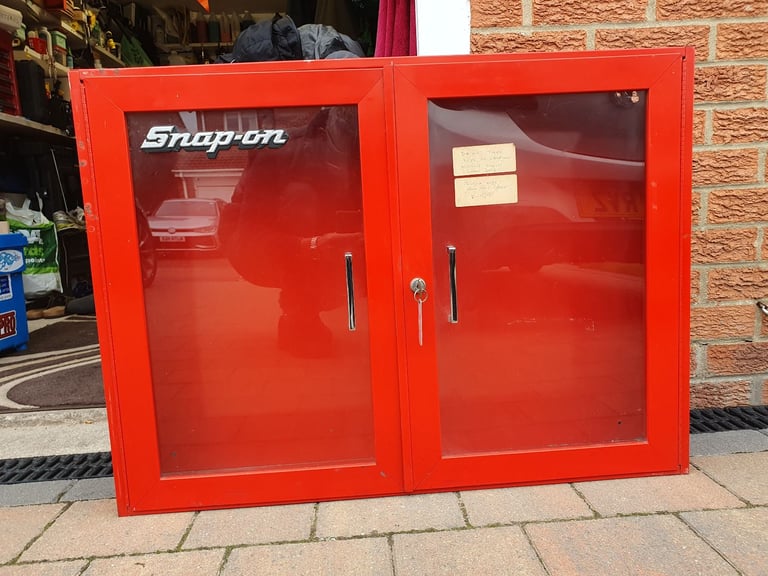image for Snap-On 2 Door Wall Cabinet 