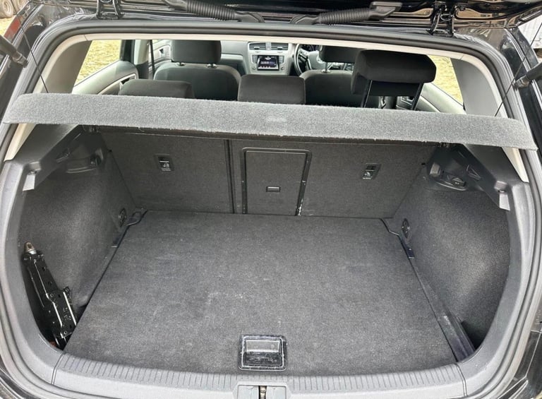 Volkswagen, GOLF, Hatchback, 2014, Manual, 1390 (cc), 5 doors