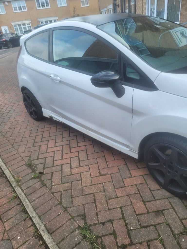 Ford, FIESTA, Hatchback, 2009, Manual, 1560 (cc), 3 doors
