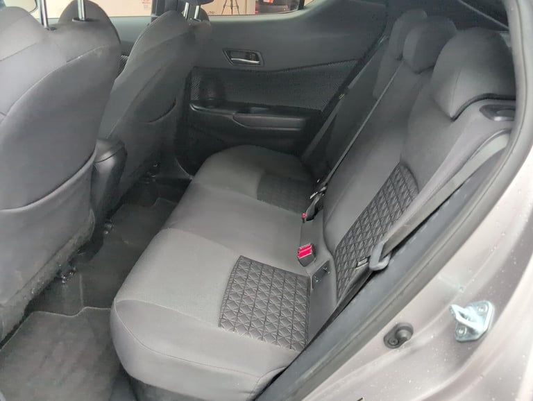 2021 Toyota C-HR 2.0 VVT-h GPF Design SUV 5dr Petrol Hybrid CVT Euro 6 (s/s) (184 ps) - ALLO HATC...