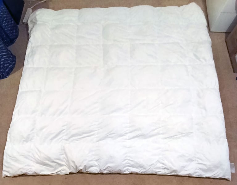 King size duck feather and down quilt duvet by John Lewis : Min 10.5 tog