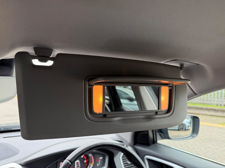 2017 Volvo XC60 2.0 D4 SE Lux Nav SUV 5dr Diesel Auto Euro 6 (s/s) (190 ps)