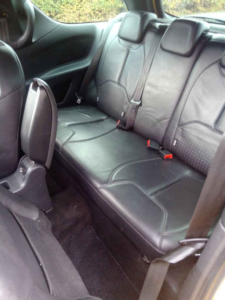 Citroen, DS3, Hatchback, 2013, Manual, 1560 (cc), 3 doors