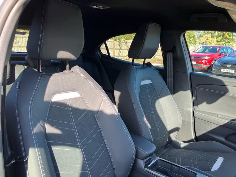 2025 Vauxhall Mokka ULTIMATE HATCHBACK Petrol Automatic