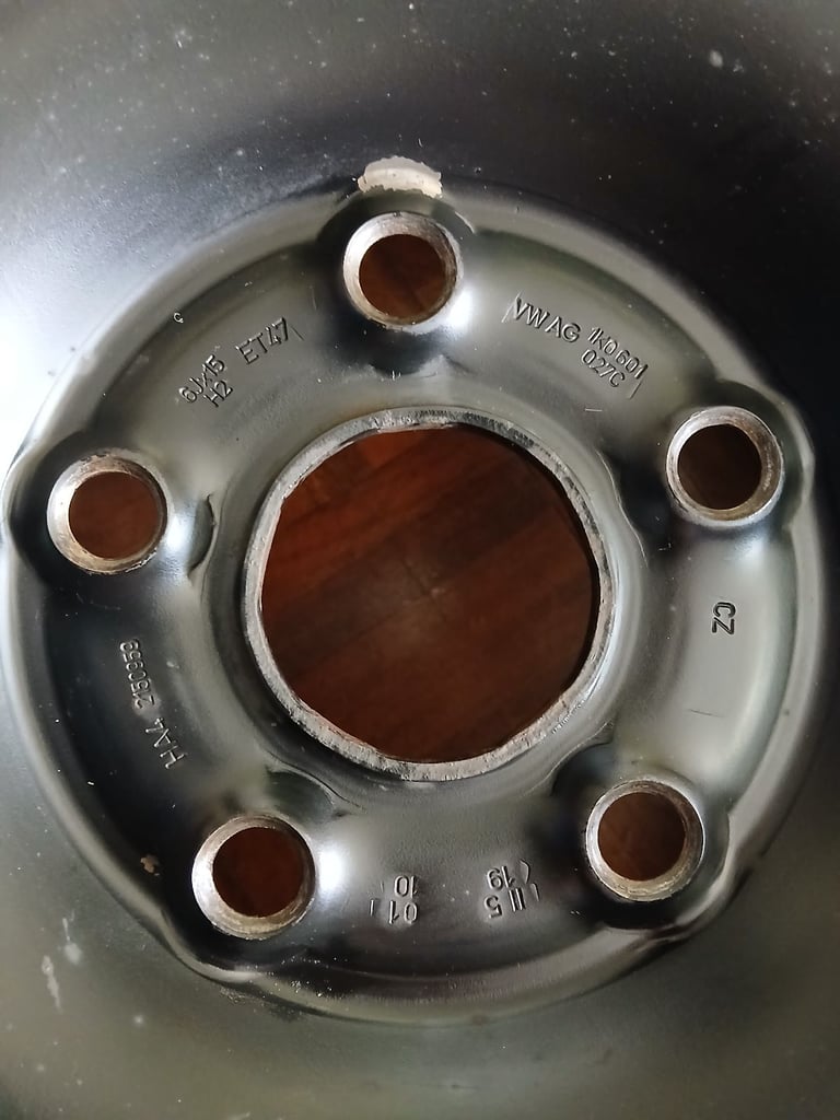 Set of 4 VW Audi Skoda Seat steel winter wheels 195/65 R15 