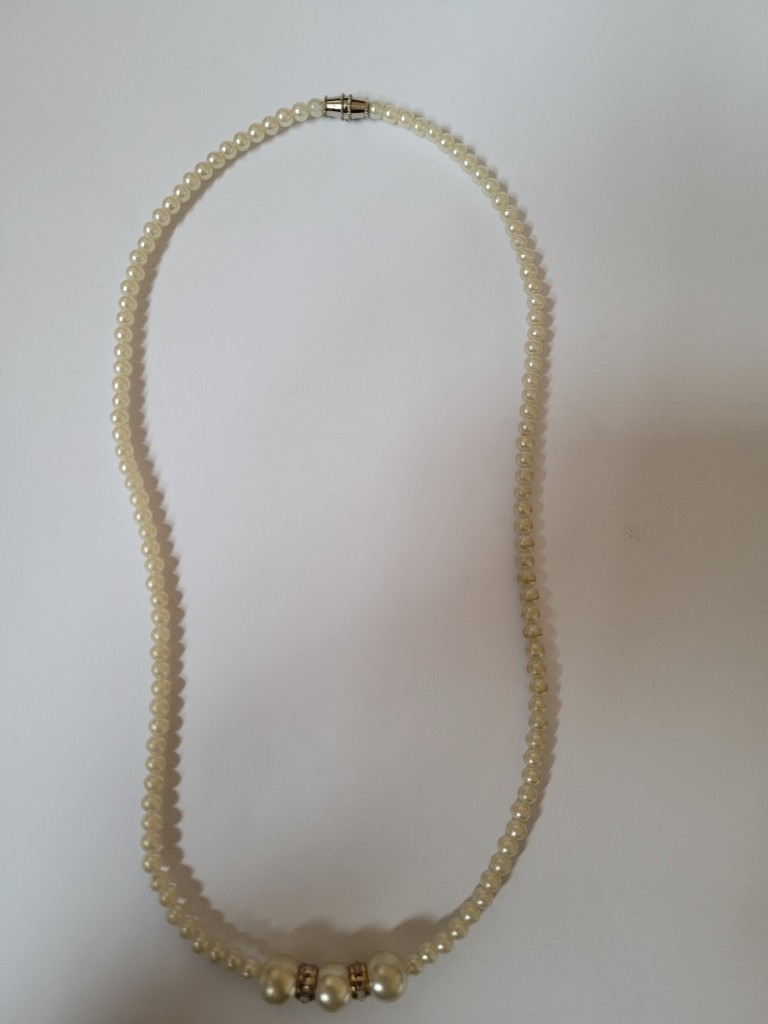 Pearl Beads Necklace