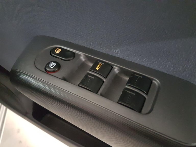 2006 Honda Jazz 1.4 i-DSI SE CVT-7 5dr HATCHBACK Petrol Automatic