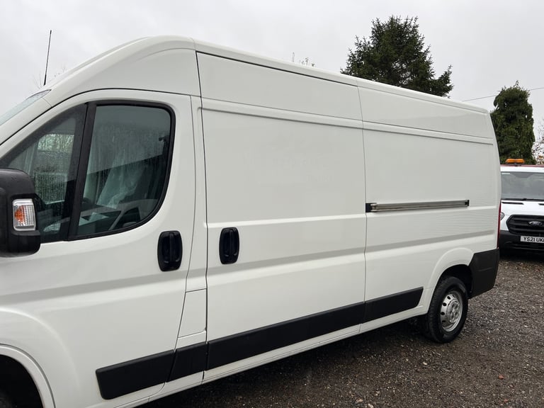 2021 Peugeot Boxer 2.2 BlueHDi L3H2 Professional Van 140ps 72k miles one owner full history  PANE...