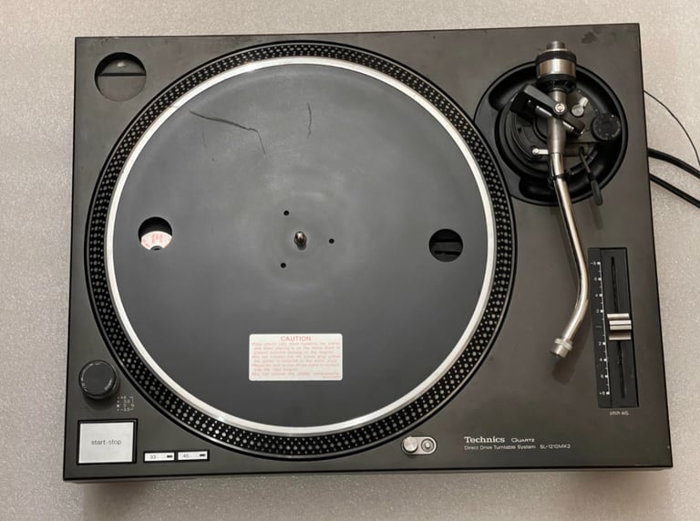Technics SL 1210 MK2 Direct Drive Turntable 