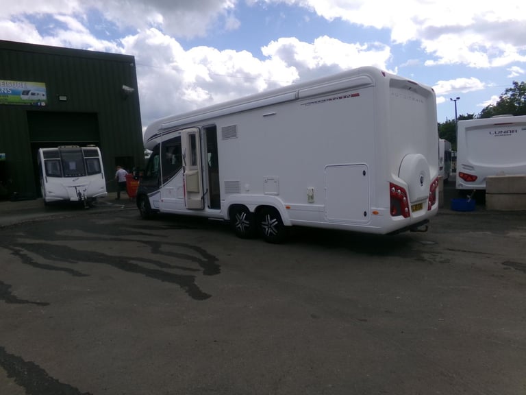 2015 FIAT AUTO TRAIL FRONTIER CH-TA. 6 BERTH. FULL LEATER. TOW BAR